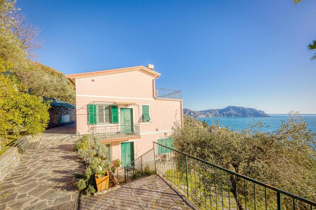 Appartement Casaviva - Ampio Trilocale Vista Mare Con Piscina - Pieve Alta à Pieve Ligure Extérieur photo